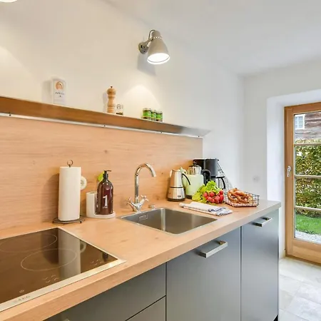 Ferienwohnung Rote Res Alte Gendarmerie *